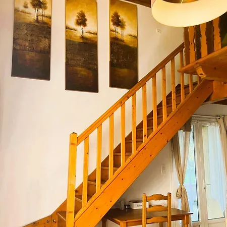 Du Four A Pain Semesterbostad